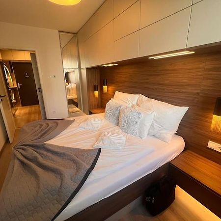 Karzo Property Lk 206 Budapest Luaran gambar