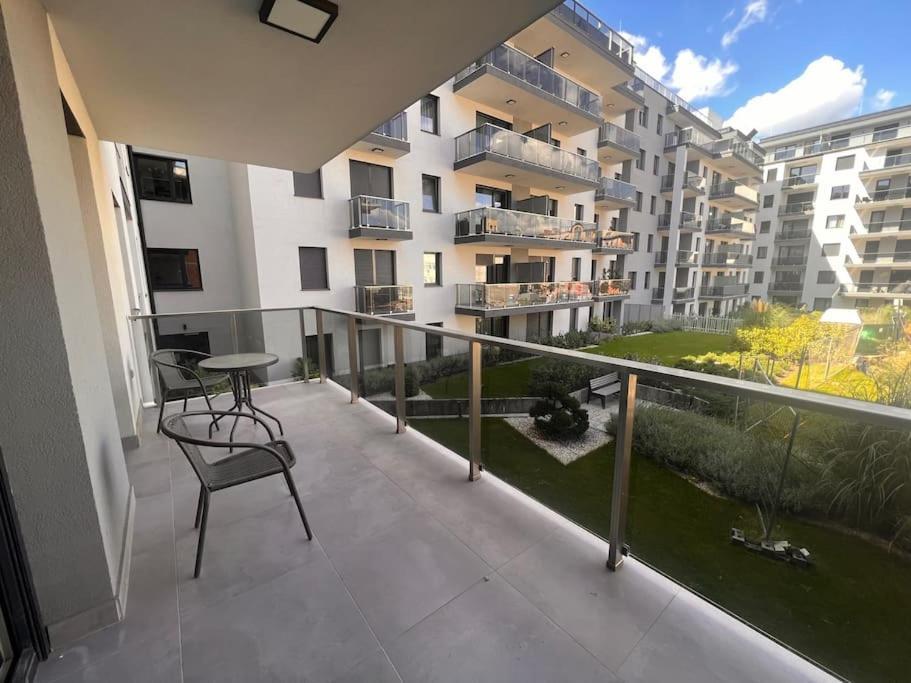 Karzo Property Lk 206 Budapest Luaran gambar