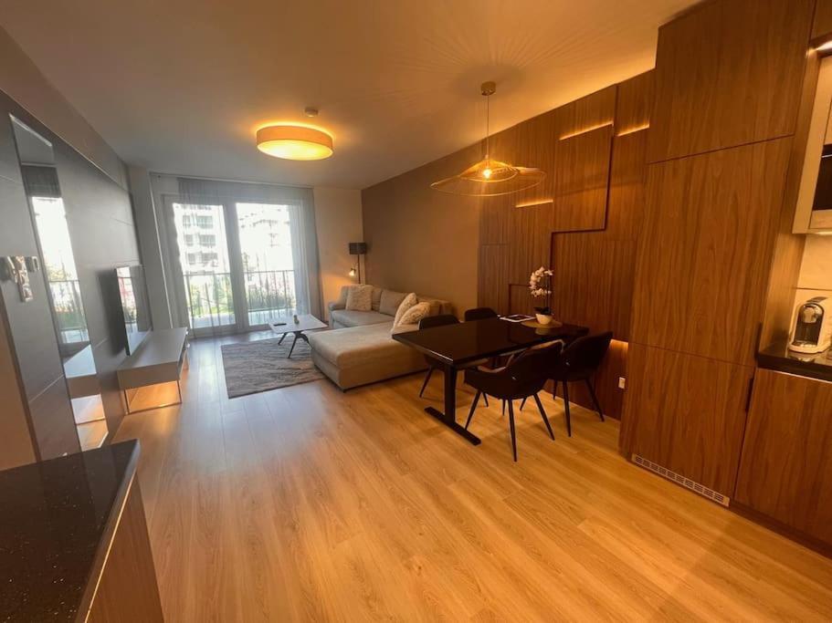 Karzo Property Lk 206 Budapest Luaran gambar