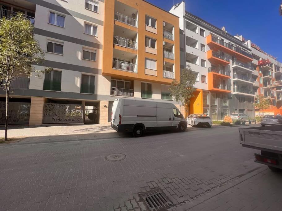 Karzo Property Lk 206 Budapest Luaran gambar