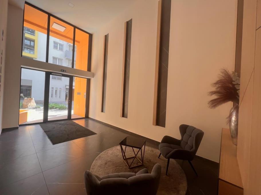 Karzo Property Lk 206 Budapest Luaran gambar