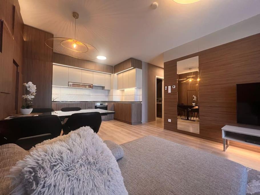 Karzo Property Lk 206 Budapest Luaran gambar
